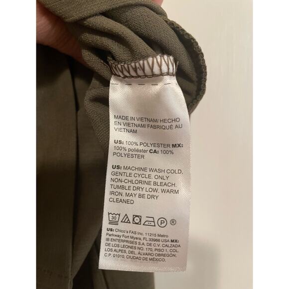 Chico's Bead Trim Knit Top green solid short sleeve casual tee Size 1 US Med. - Picture 7 of 7